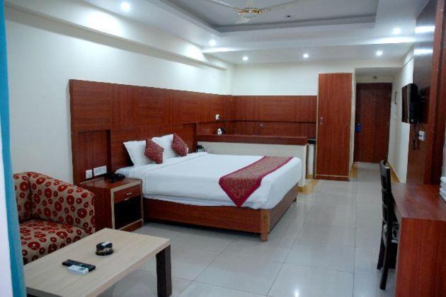 Blue Lily Beach Resort,Пури Номер фото